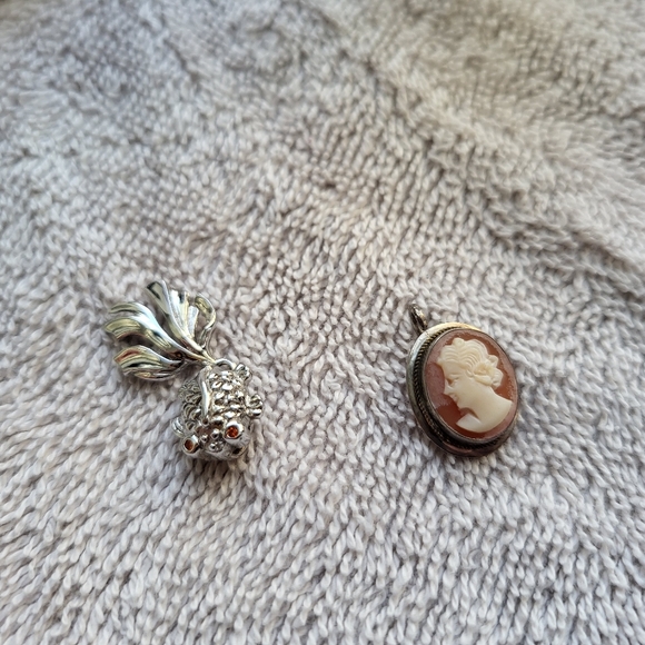 Pendants Bundle - Picture 4 of 6